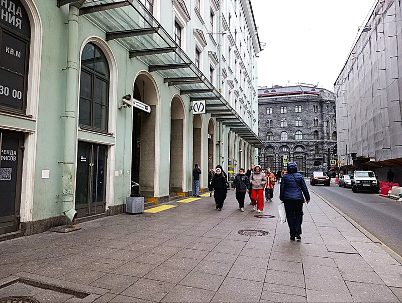 Петербург введёт в 2026 году на 70% меньше офисов, чем планировал